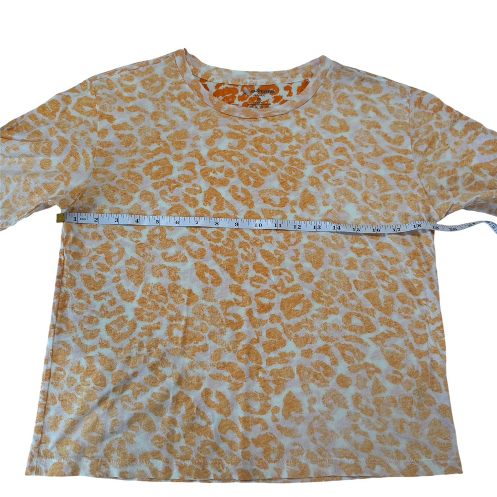Women's Peach Leopard Print Short Sleeve Top - Picture 5 of 8